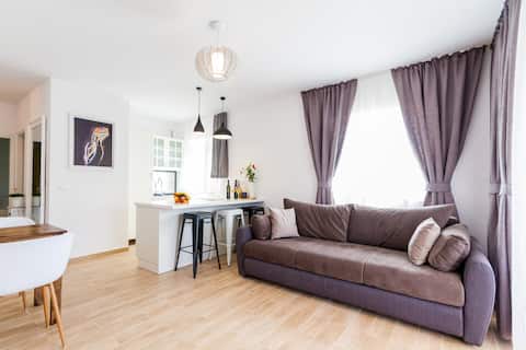 Successful Airbnb property: Lumbarda terrace apartment in Korčula
