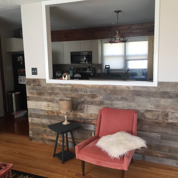 Living room looking into kitchen.