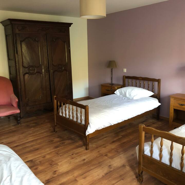 spálňa číslo 3, záhradná strana, 3 lôžka v 80 cm