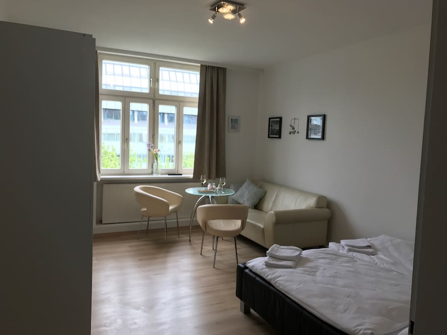 Room2