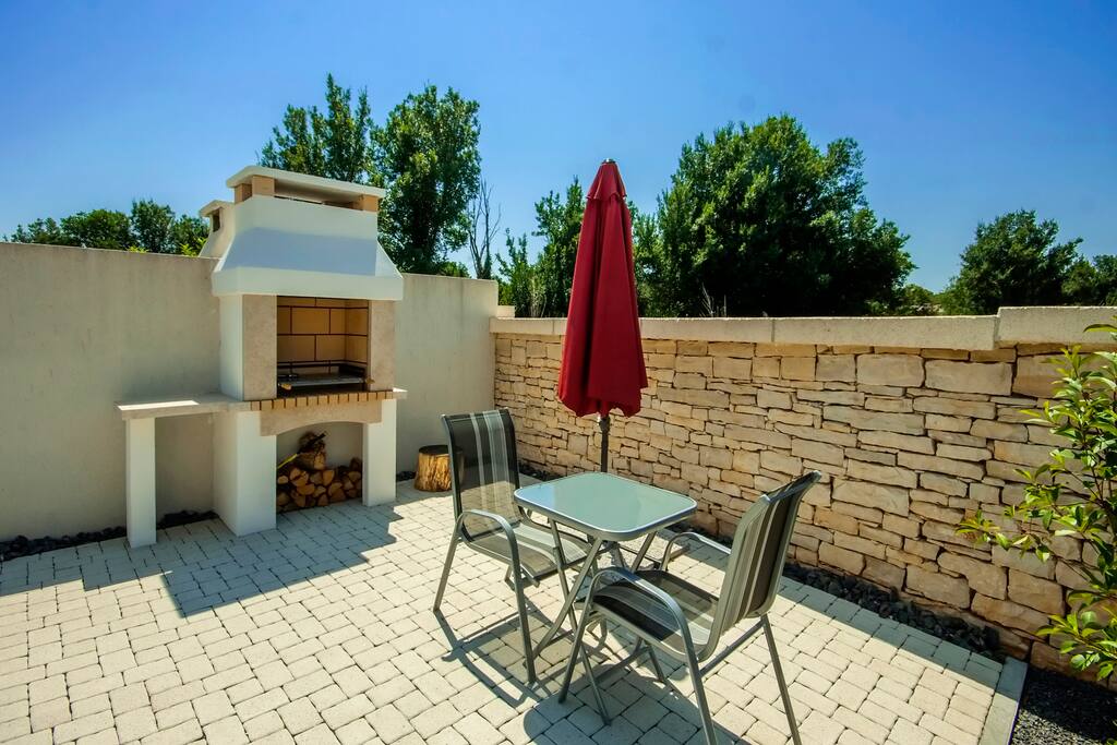 Outdoor BBQ and grill