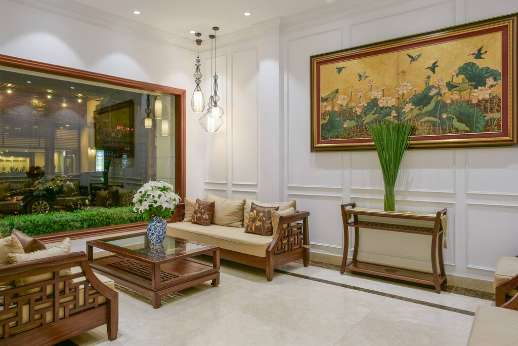 Hotel Lobby sitting area