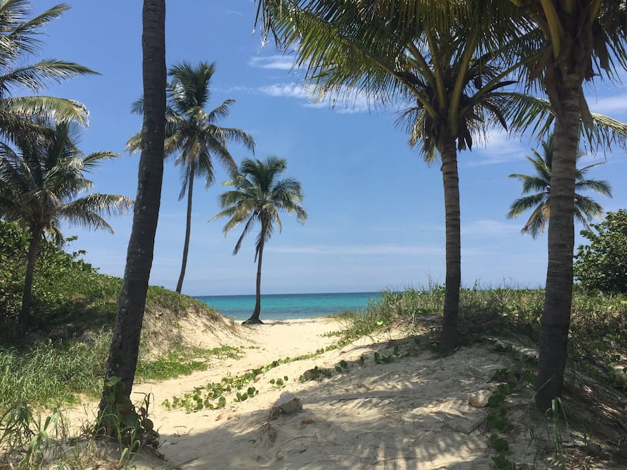 The entrance to the beach from the street