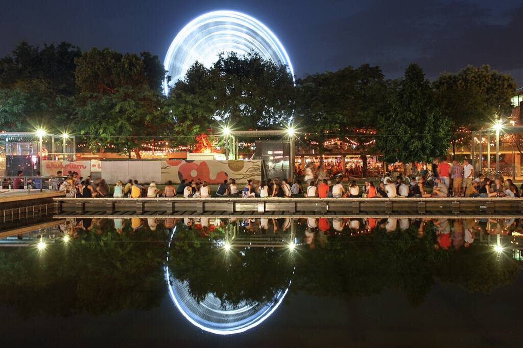 20meters from the apartment - The heart of the city: Aquarium club, Budapest Eye, Deák square