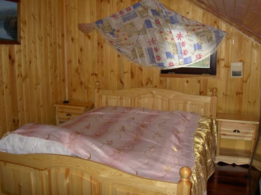 Спальня. Хозяйский дом.