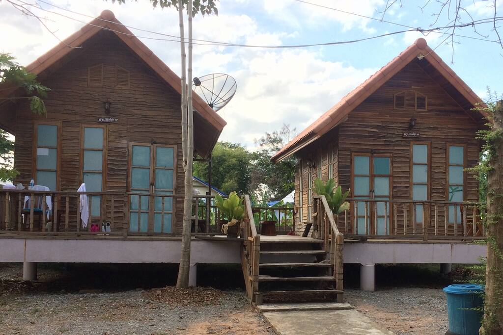 Twin house which suitable for a big family, you can have more space in between the houses to have more activities such as dinner BBQ etc.