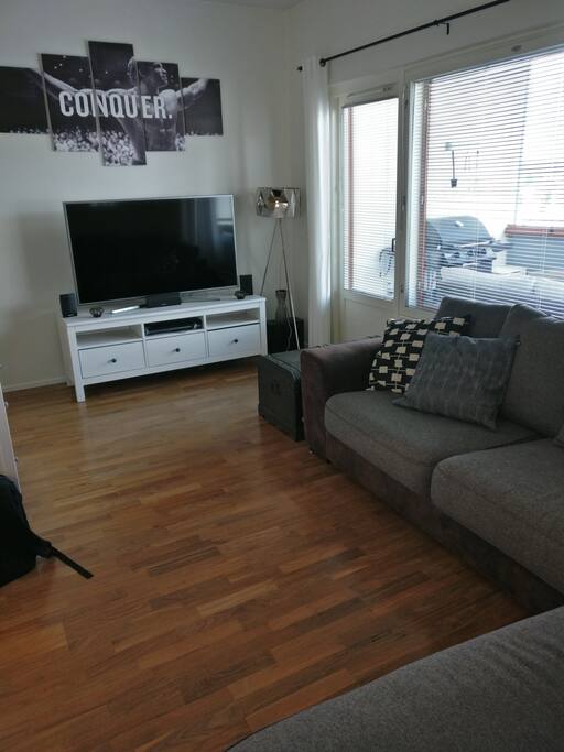 Living room - place to hang out