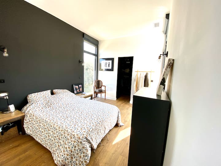 Master suite 4