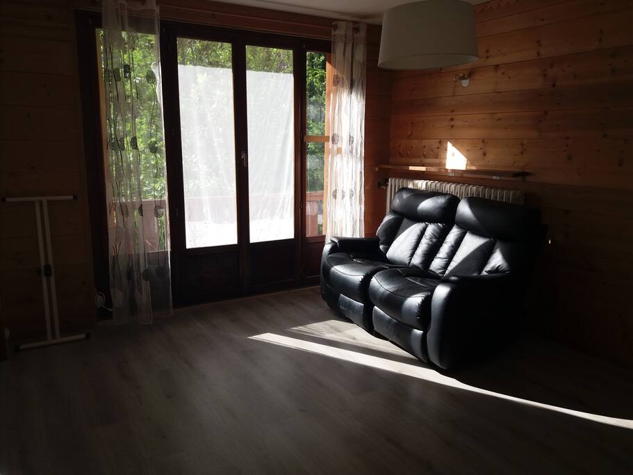 Salon avec fauteuils