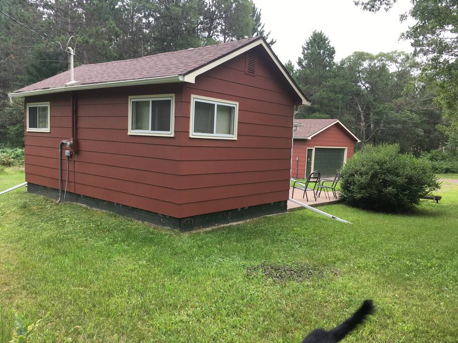Cabin view from the north - Summer