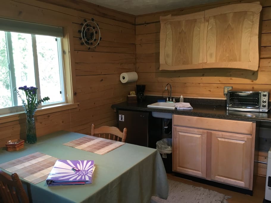 Compact kitchen and eating space