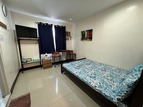 P1499, Couple Rm(203) Macasil Suites, San Remigio