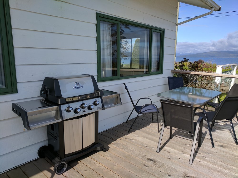 Moresby Island Guest House Bedroom 5. Bed and breakfasts for Rent in