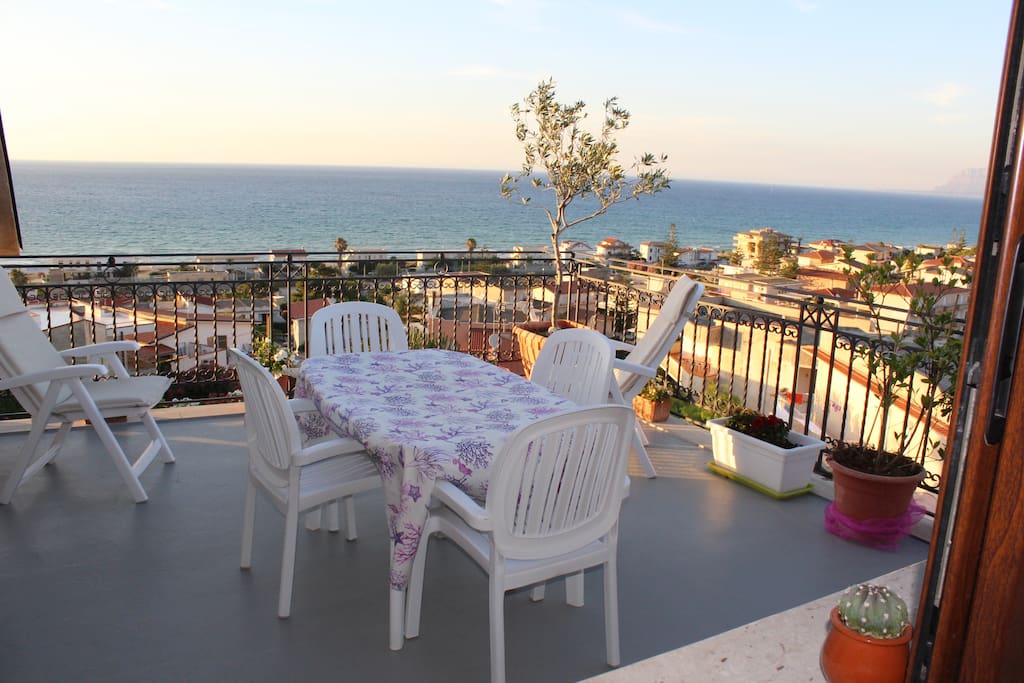 veranda con vista mare