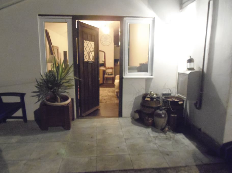 Dippy Cottage.......Come on in and get cozy.