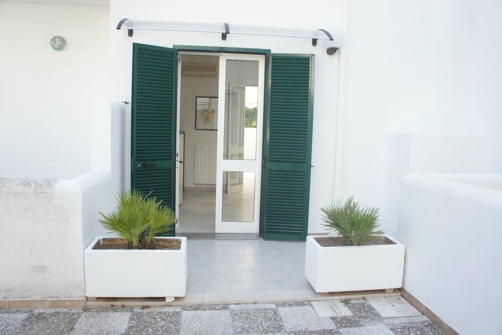 Ingresso alla villetta.