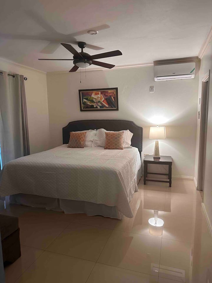 Საწოლი 193 × 203 სმ