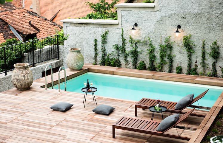 Stella Sky Apartments Sirius