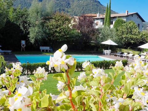 PLATANUS Lake Como 3 bedrooms 2 bathrooms