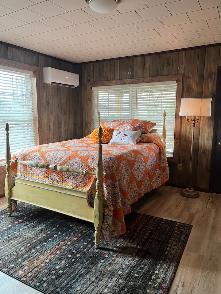 Queen bed
