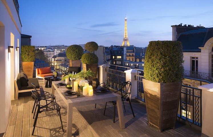 Hôtel Marignan Champs-Élysées managed Airbnb listing 3