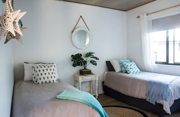 BEDROOM 3 with 2 x single beds