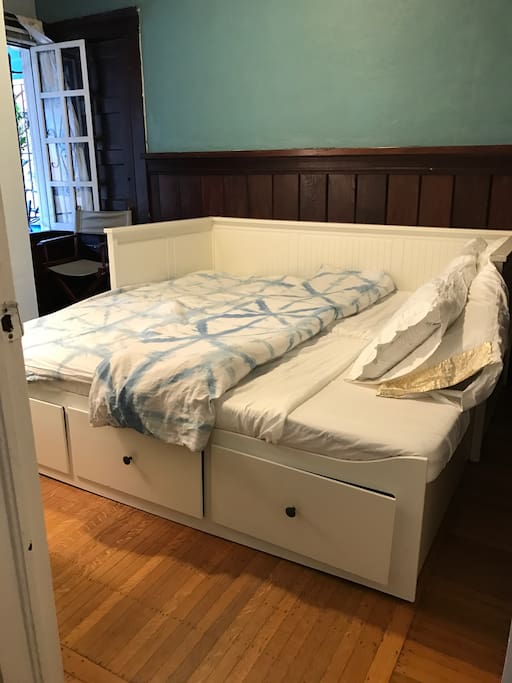 Bed as King