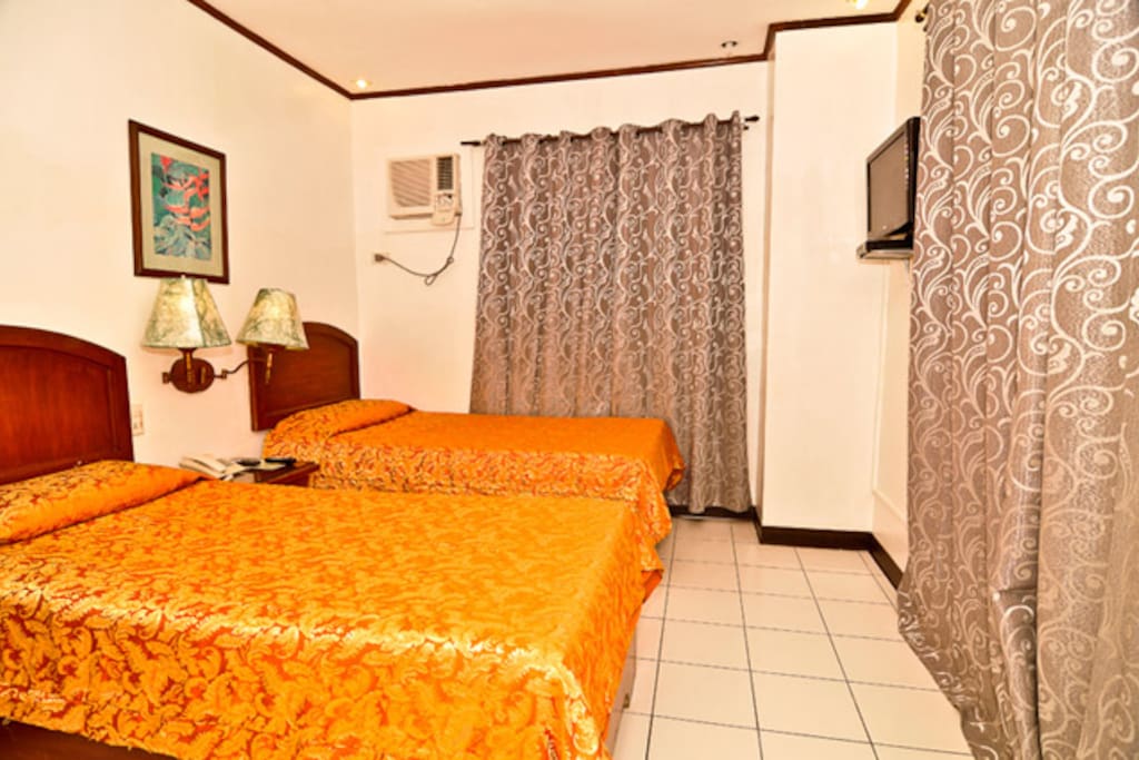 2 single beds