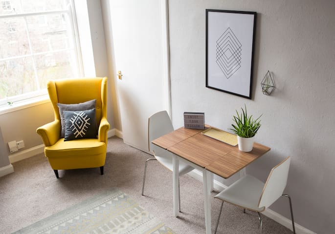 Stylish apartment close to city centre