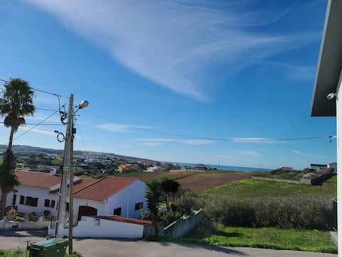 Affordable Ocean Views! Zambujeira, Lourinha