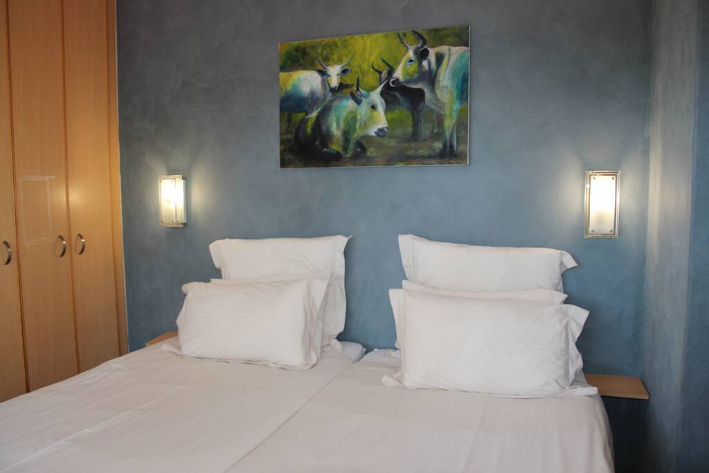 Master bedroom en suite