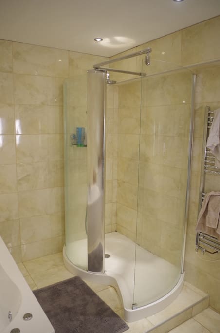 Walk in shower
