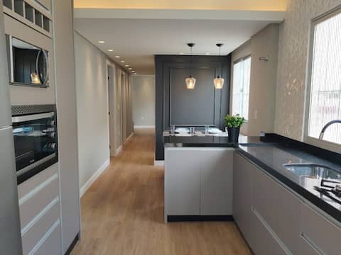 Apartment 50 meters from the sea in the Center - without garage