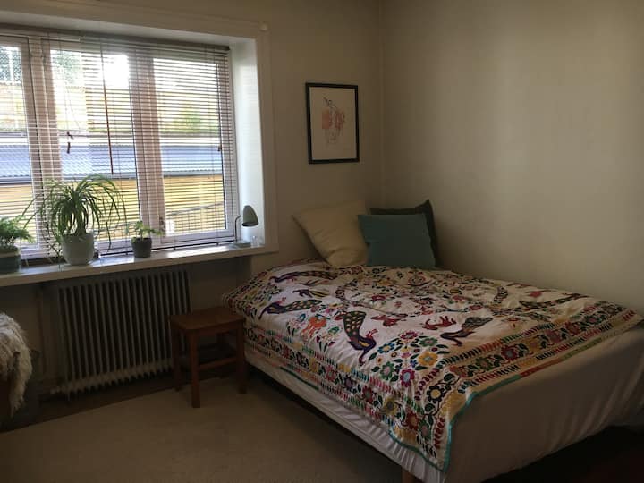 Chumba cha kitanda 1