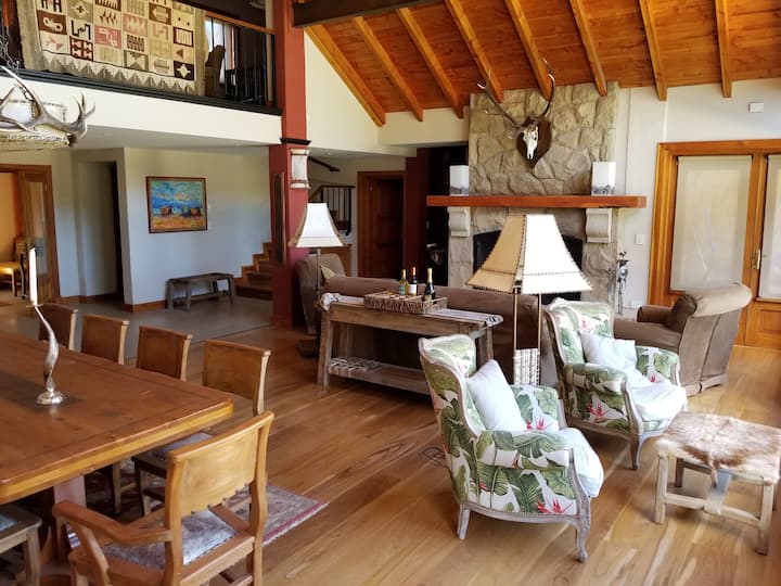 Esplendida Casa. Buen Estilo. Casa De Los Suecos - San Carlos de Bariloche