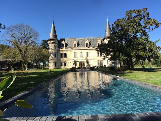 CHATEAU BORDEAUX & VIGNOBLE ( castle house )