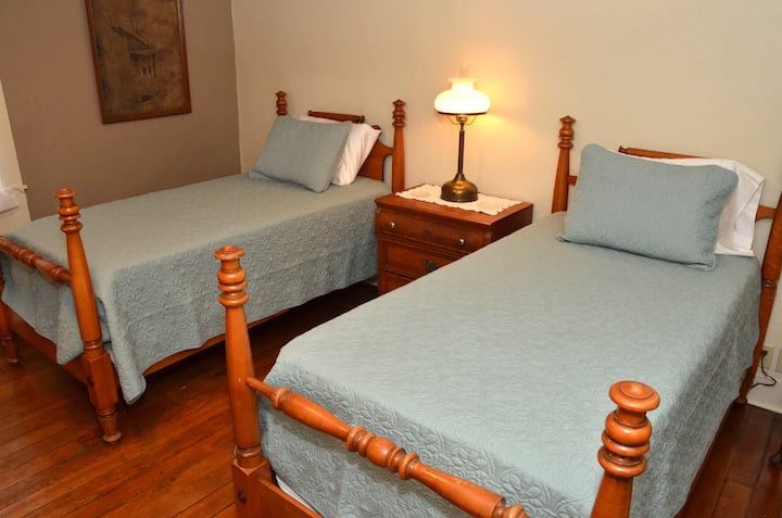 Comfortable Twin Beds