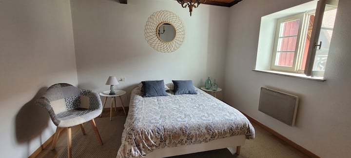 1階の寝室3 

ダブルルーム2名、
ベッド140 x 200