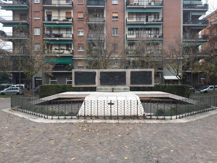 piazza dei caduti a Santa Lucia