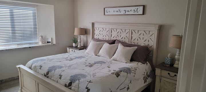 חדר שינה 2 - עם מיני מקרר, קוריג וכיור 