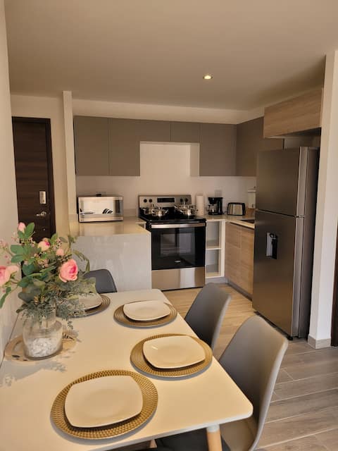 Centrally located, modern and safe apartment Z. 10 with a swimming pool