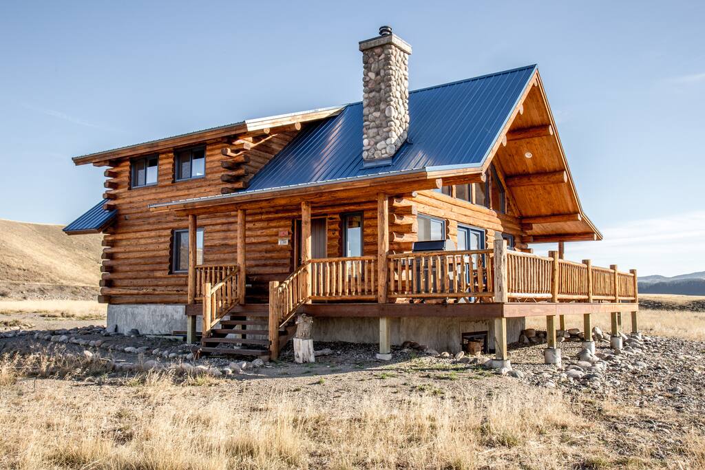 Great three level house offers rooms for everyone... inside and outside