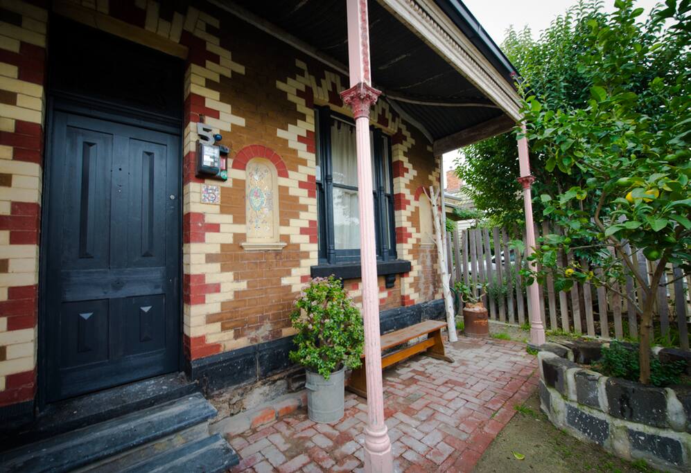 1800's charm