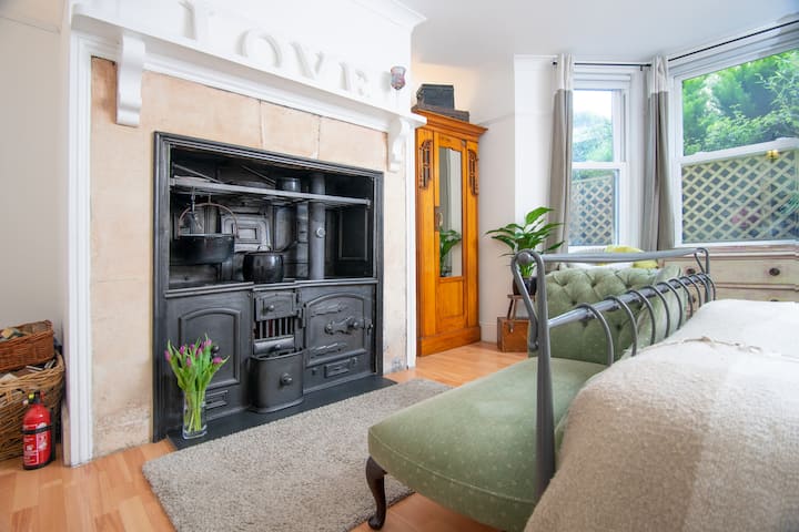 Private Victorian Courtyard Studio W/wood Burner - Bath