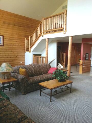 Luxury Cabin At Grand Bear Resort Cabins For Rent In Utica