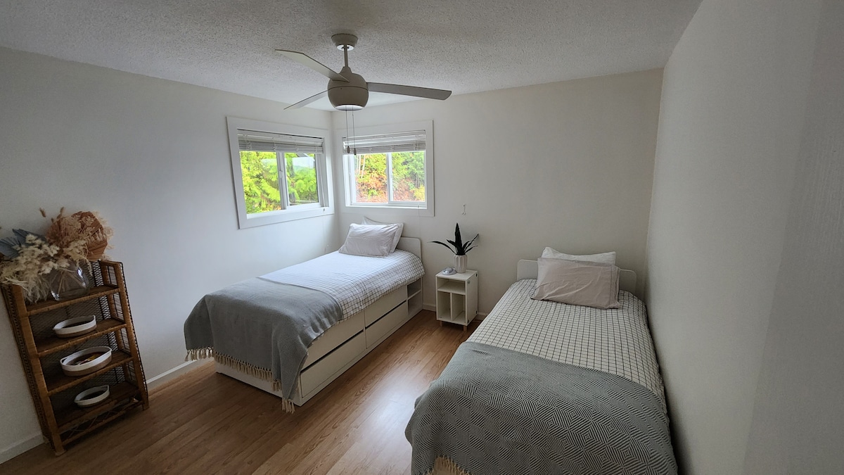 上层的双人床/脚轮（ 3张床）