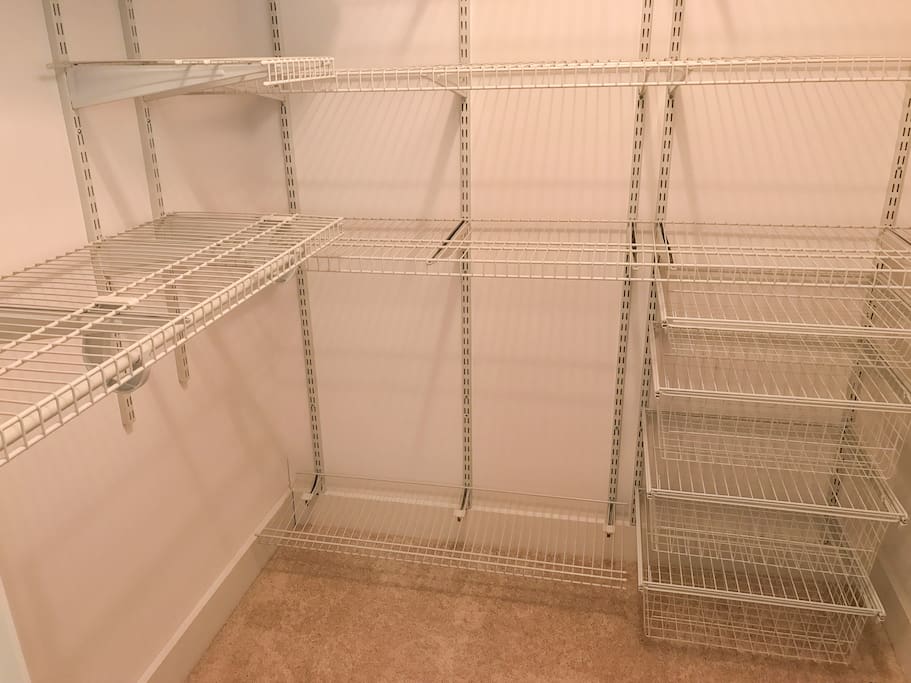 Guest bedroom closet