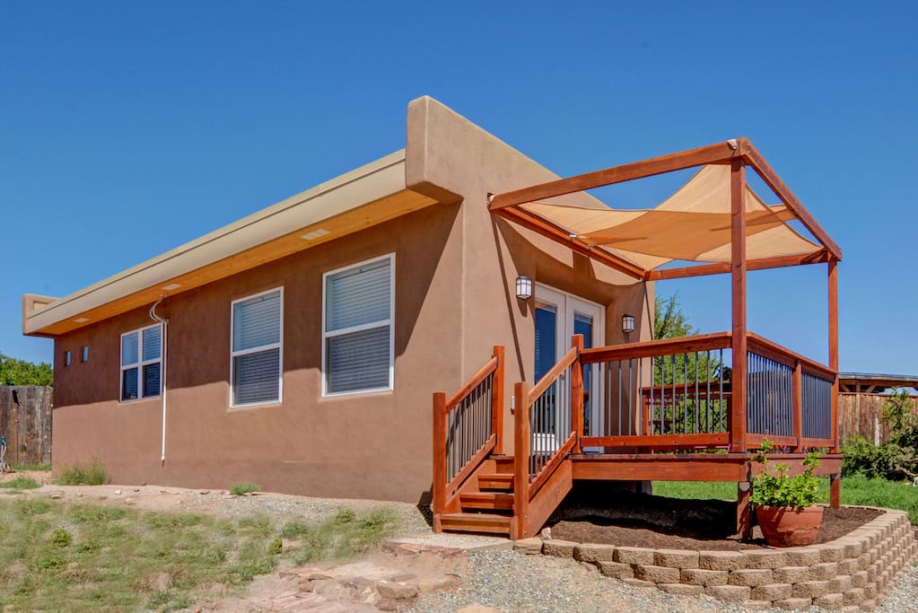 Sunrise Casita Houses for Rent in Santa Fe, New Mexico, United States