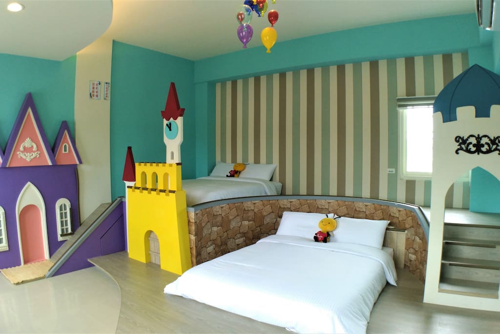 城堡親子房(兩張雙人床)Castle quad Room(Two double bed )