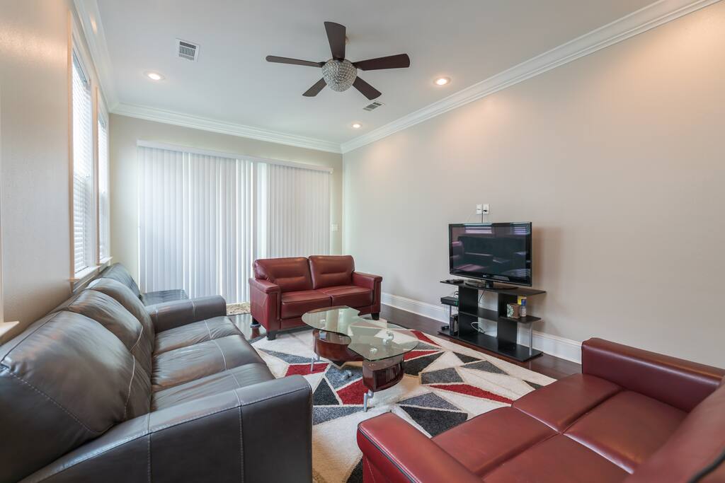 Living room/Sitting area